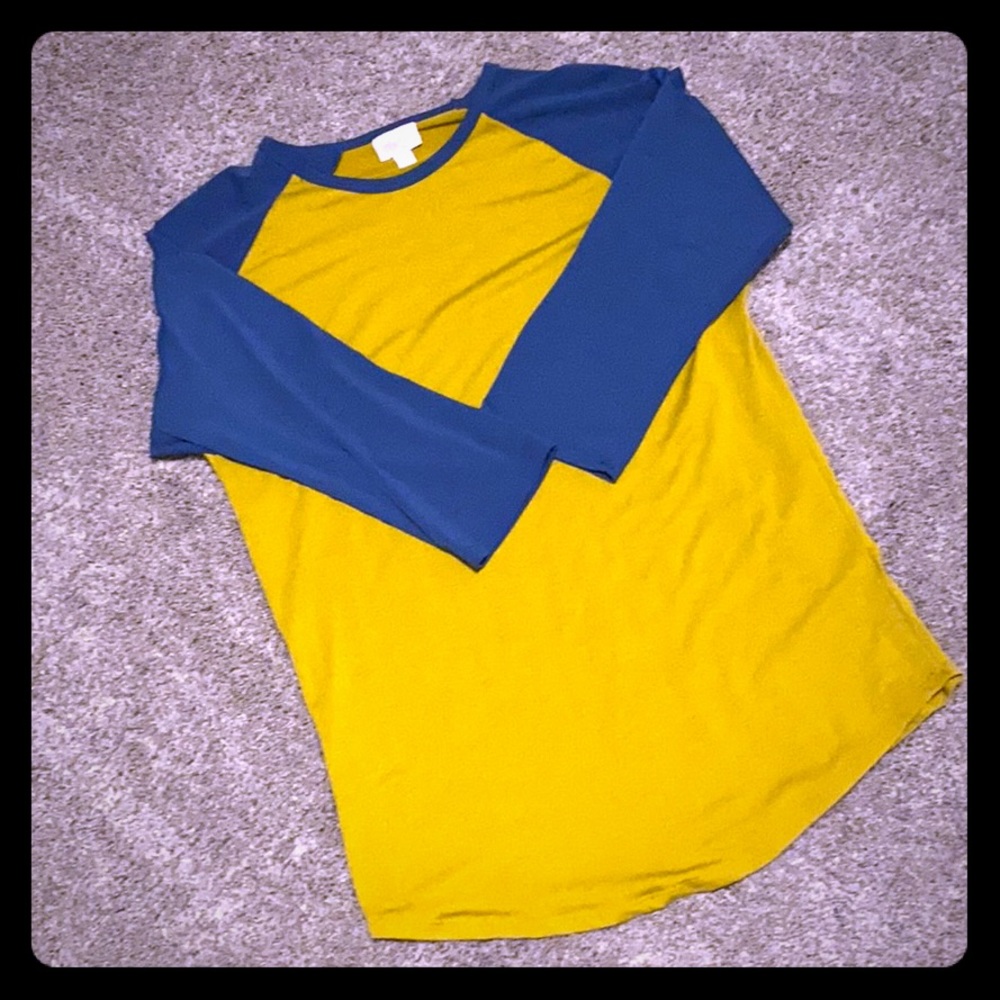 Lularoe Randy Tee